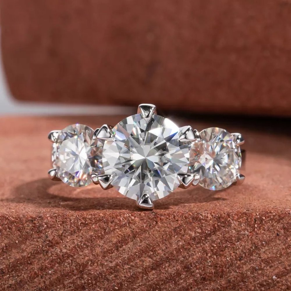 Certified 5ct. t.w. Diamond Three-stone Brilliant Cut Engagement Ring - Picture 3 of 16